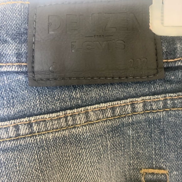 Denizen Black Label Men Jeans by Levis Denim blue 36 W X 30 L Signature Slim Cut - Picture 6 of 9